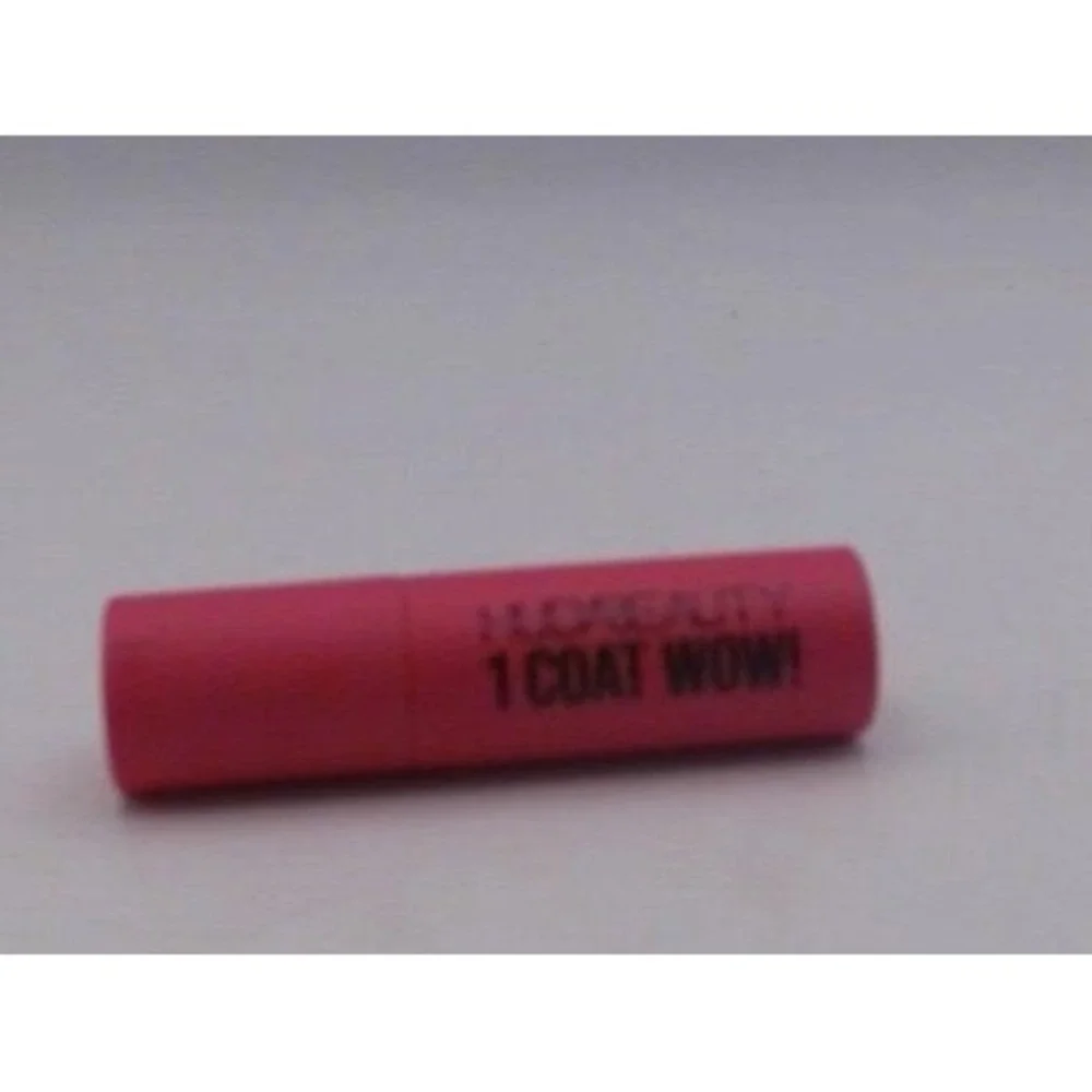 Huda Beauty-Extra Volumizing Lumizing and Lifting Mascara, Very Vanta ,BRAND NEW
